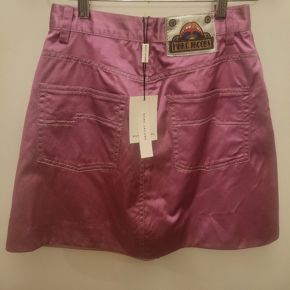 SALE💯Authentic Marc Jacob's Skirt. Size 0. Metalic Pink